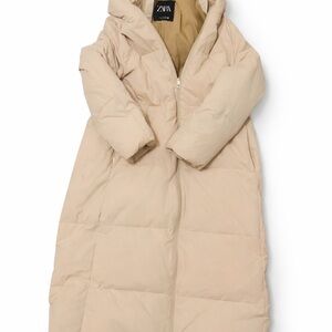 Zara Women's Beige Puffer Jacket